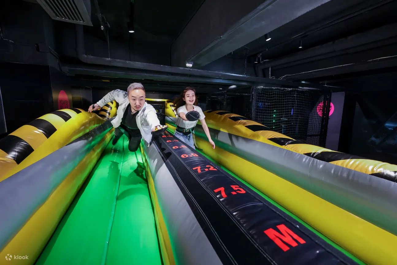 PowerPlay Arena - 极速飘移体验 | 全港首创踩阶砖 |  团建派对游戏任玩|室内竞技游戏中心|荔枝角